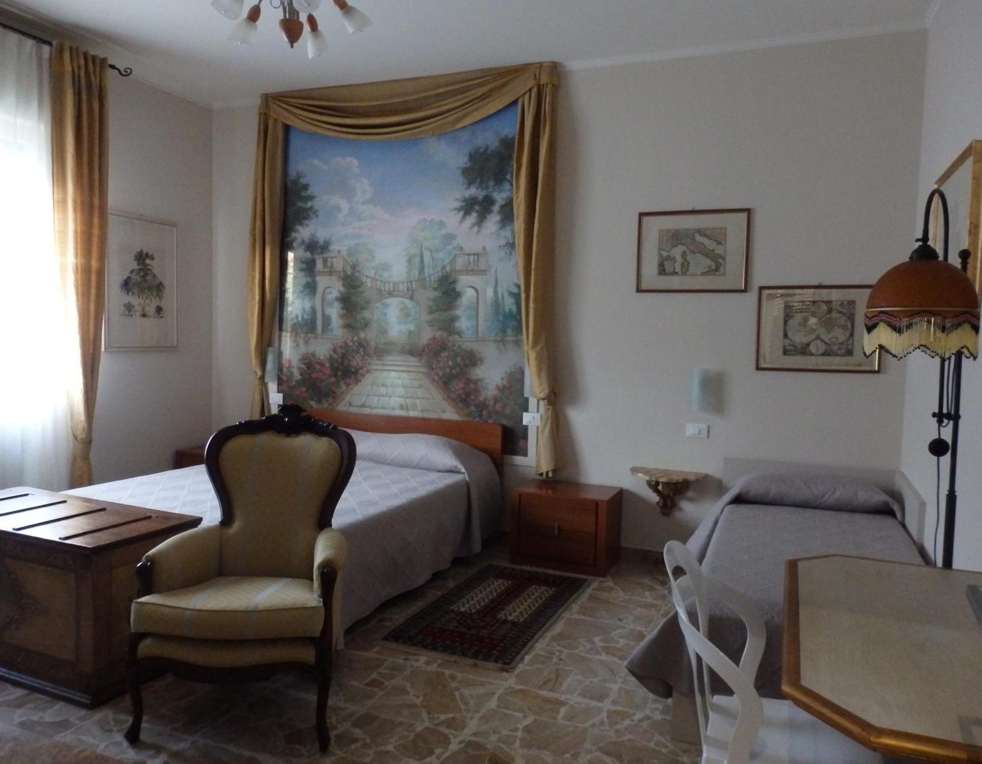 プロヴァーリオ・ディゼーオ Riflessi D'Arte Bed & Breakfast エクステリア 写真